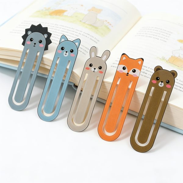 5-Style Acrylic Bookmark Clips, Featuring Cute Cat, Panda, Rabbit, Hedgehog And Fox Cartoon Animal Designs, Ideal Heartfelt Gift for Animal Lovers, Book Enthusiasts And Reading Fans - Image 2