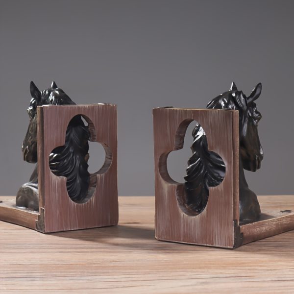 A Resin Bookend Shaped Like a Horse'S Head, Suitable for Decorating Living Rooms, Studies, And Bedrooms. - Image 6