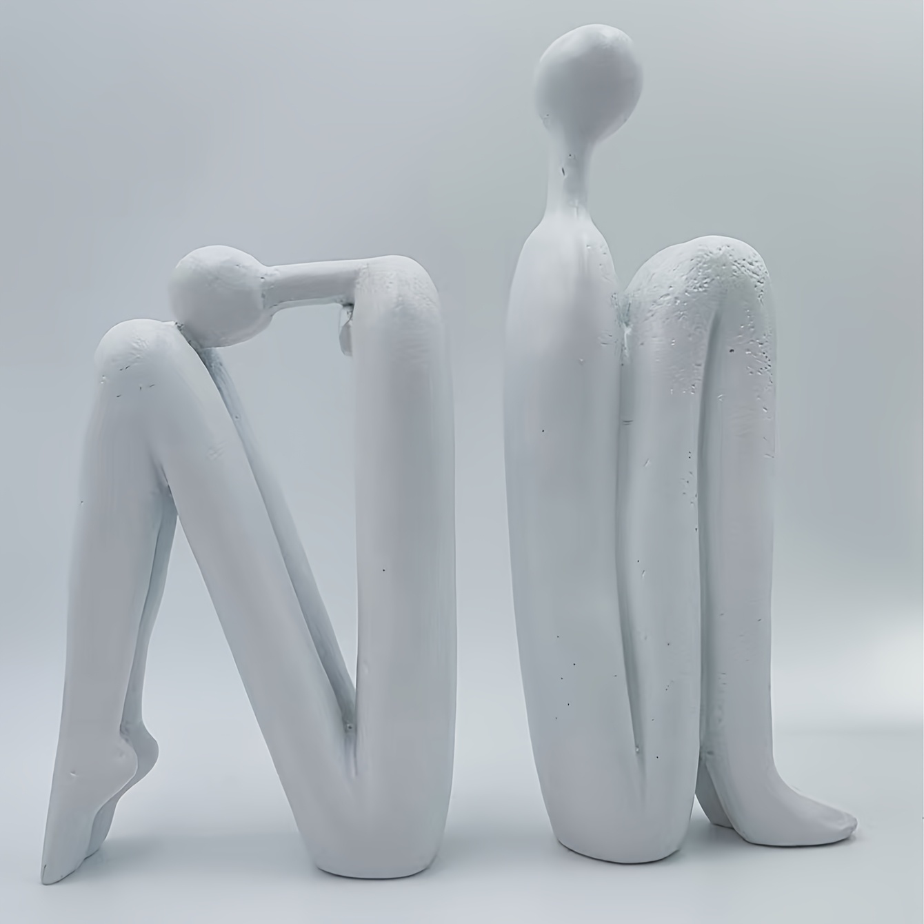 2pcs Set Modern Resin Bookshelf Figurines, Human-Shaped Decorative Bookends Sculptures, Elegant Seated Figure Design Ornaments, Suitable for Bookshelves, Desks, Home Office Decor, Indoor and Outdoor Home Decoration Crafts - Image 6