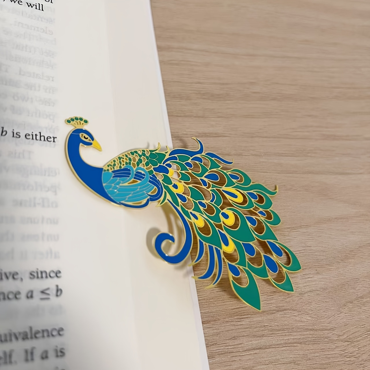 Colorful Brass Hollow Metal Bookmark - Elegant Page Clip, Perfect Gift for Friends & Classmates - Image 7