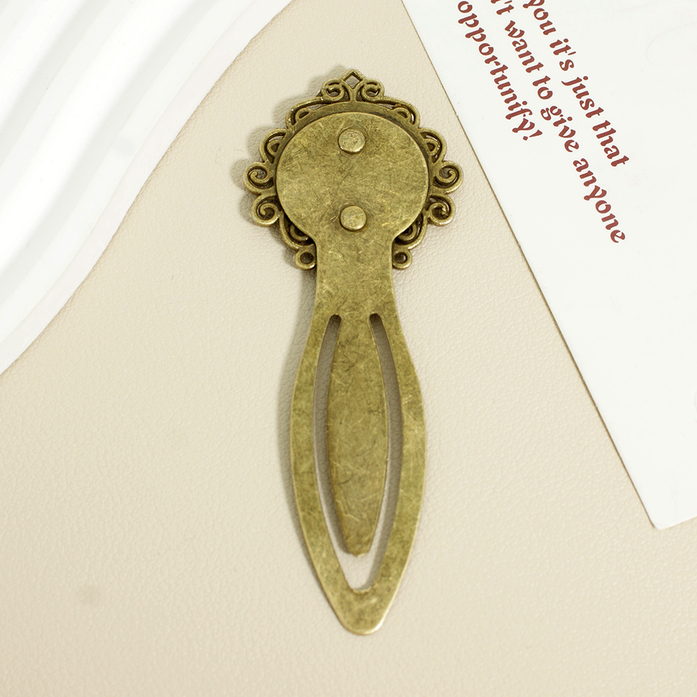 1pc 2D Flat Iron Lace Bookmark with Time Gem Glass Ladybug Pattern - Exquisite Swirl Design Circular Page Clip, Creative Insect Decor Reading Marker, Valentine