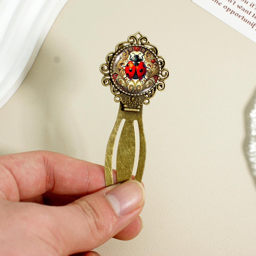 1pc 2D Flat Iron Lace Bookmark with Time Gem Glass Ladybug Pattern - Exquisite Swirl Design Circular Page Clip, Creative Insect Decor Reading Marker, Valentine
